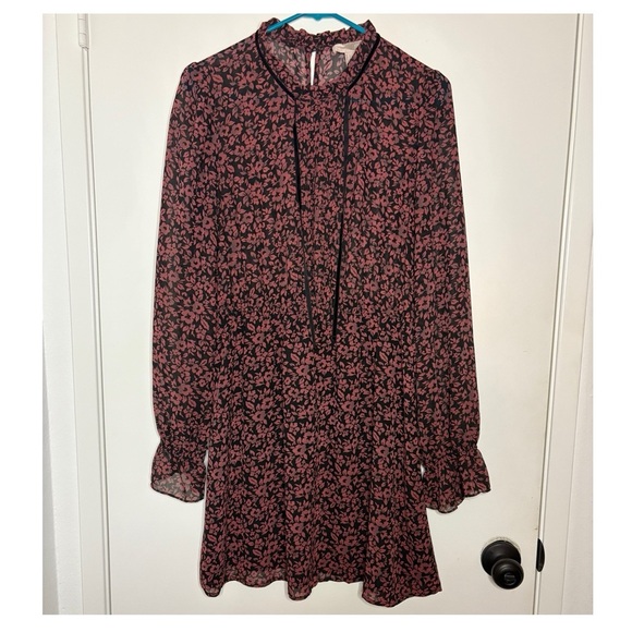 Forever 21 Black and Pink Floral Mini Dress - Picture 1 of 3